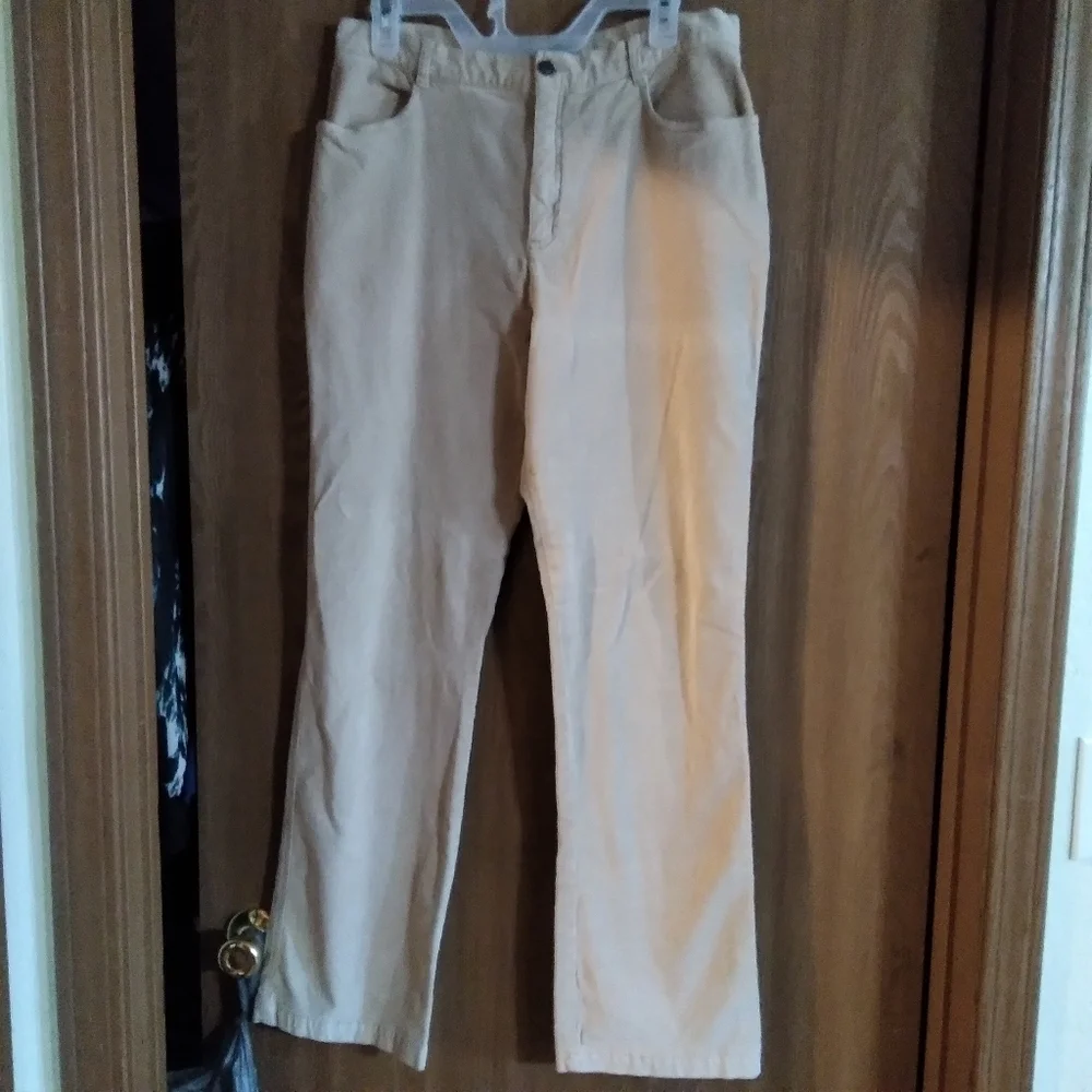 Womens Royal Robbins Corduroy pants - Picture 2 of 8